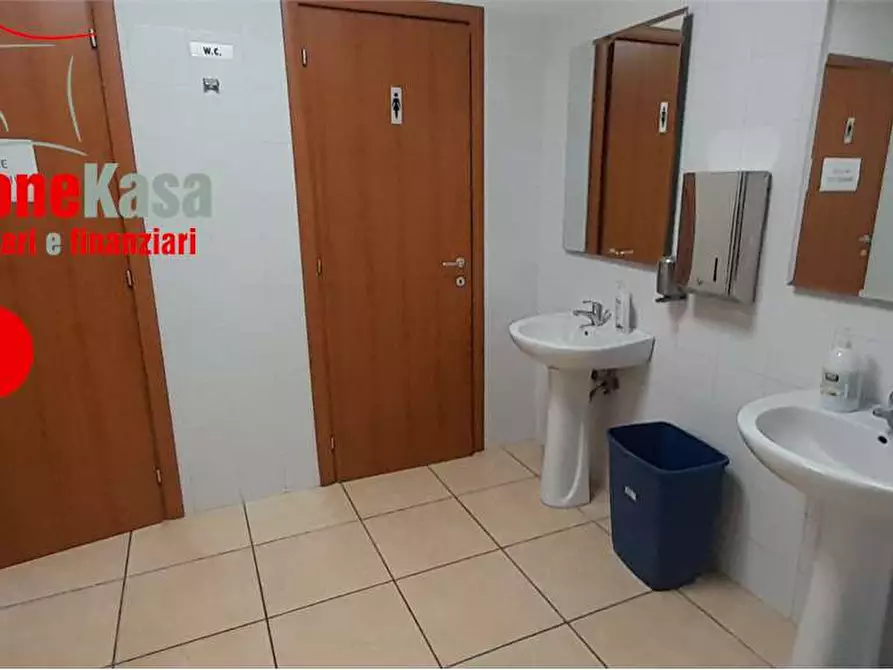 Immagine 33 di Capannone industriale in affitto  in VIA BOSCOFANGONE a Nola