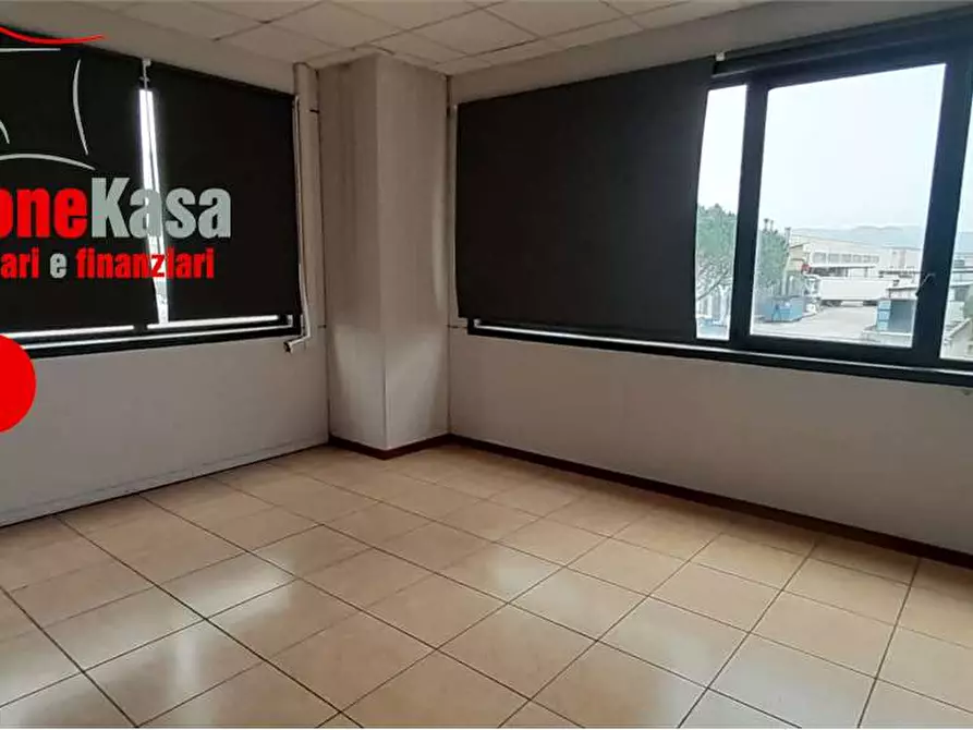 Immagine 20 di Capannone industriale in affitto  in VIA BOSCOFANGONE a Nola