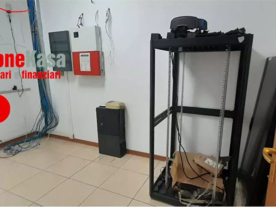 Immagine 31 di Capannone industriale in affitto  in VIA BOSCOFANGONE a Nola