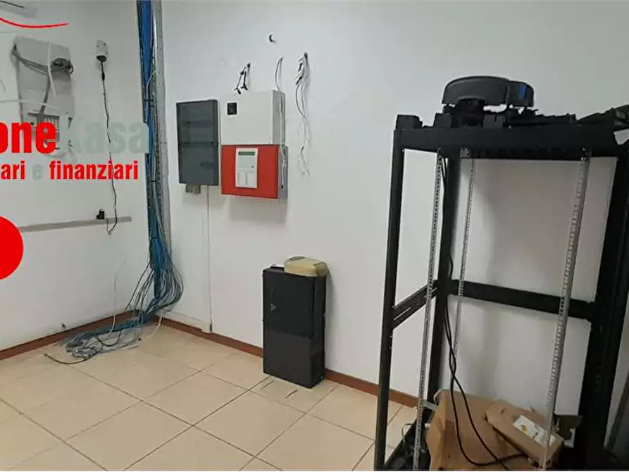 Immagine 28 di Capannone industriale in affitto  in VIA BOSCOFANGONE a Nola