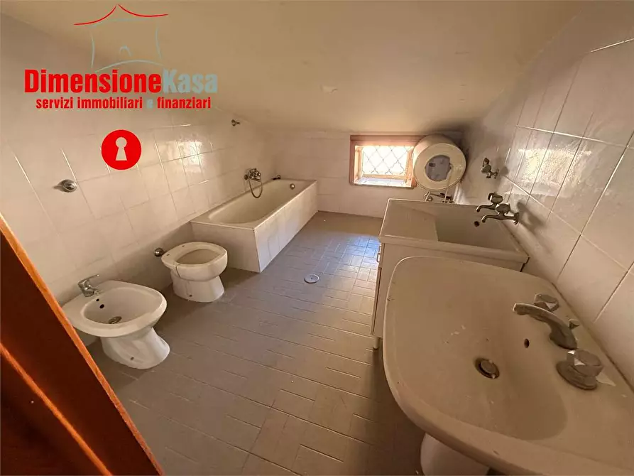 Immagine 14 di Casa indipendente in vendita  in VICO CARCERE 11 a Cimitile