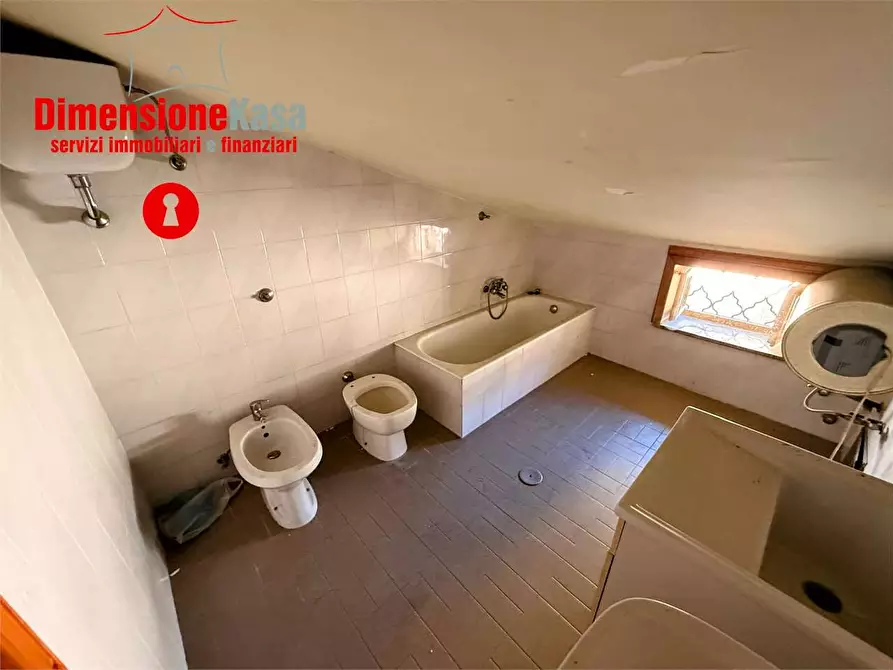 Immagine 15 di Casa indipendente in vendita  in VICO CARCERE 11 a Cimitile