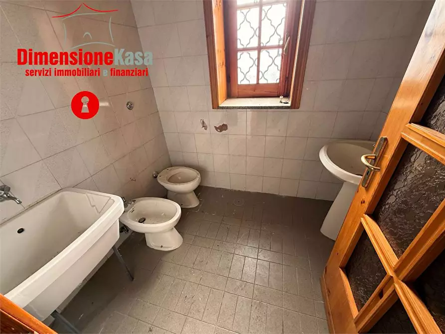 Immagine 10 di Casa indipendente in vendita  in VICO CARCERE 11 a Cimitile