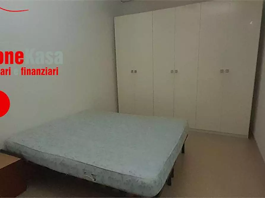 Immagine 11 di Quadrilocale in affitto  in Viale Ferrovia a San Felice A Cancello