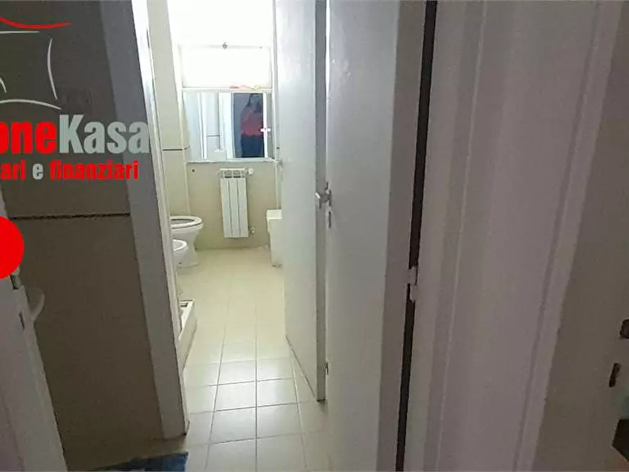 Immagine 15 di Quadrilocale in affitto  in Viale Ferrovia a San Felice A Cancello