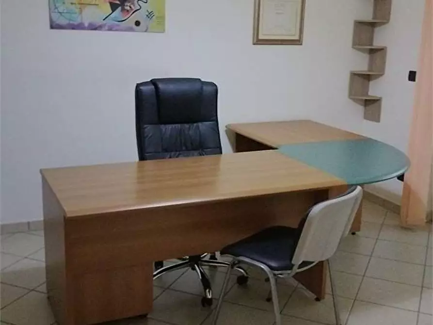 Immagine 5 di Stanza singola in affitto  in via bellini a Nola