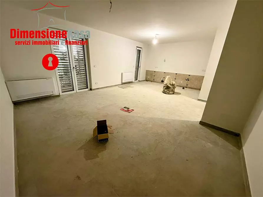 Immagine 37 di Appartamento in vendita  in via cimitile 110 a Nola