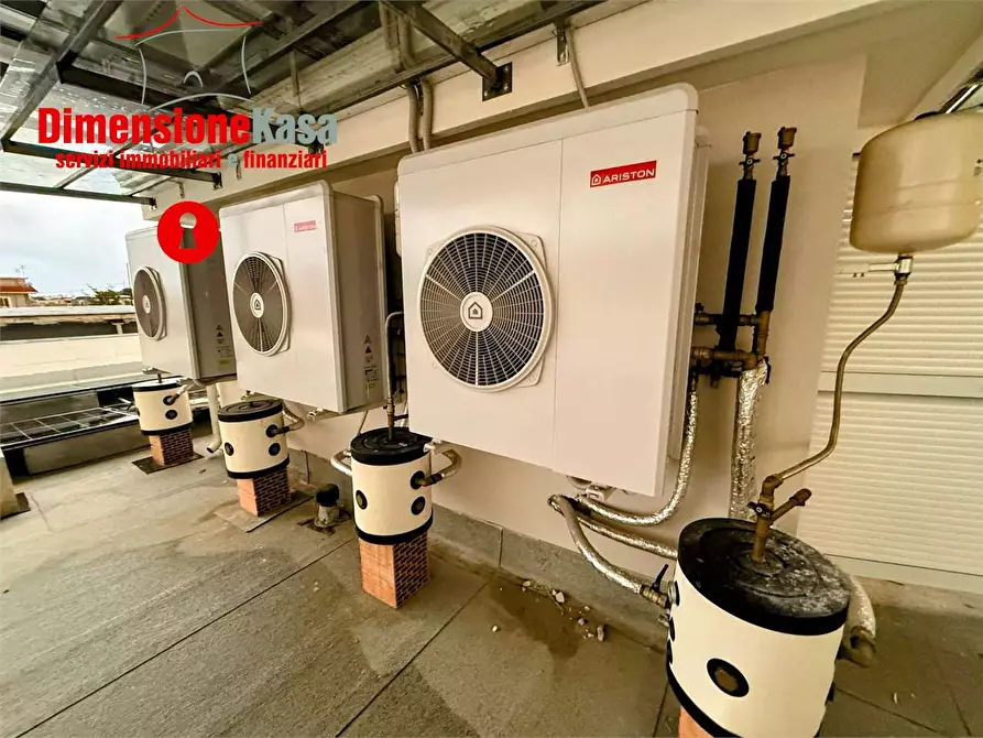 Immagine 39 di Appartamento in vendita  in via cimitile 110 a Nola