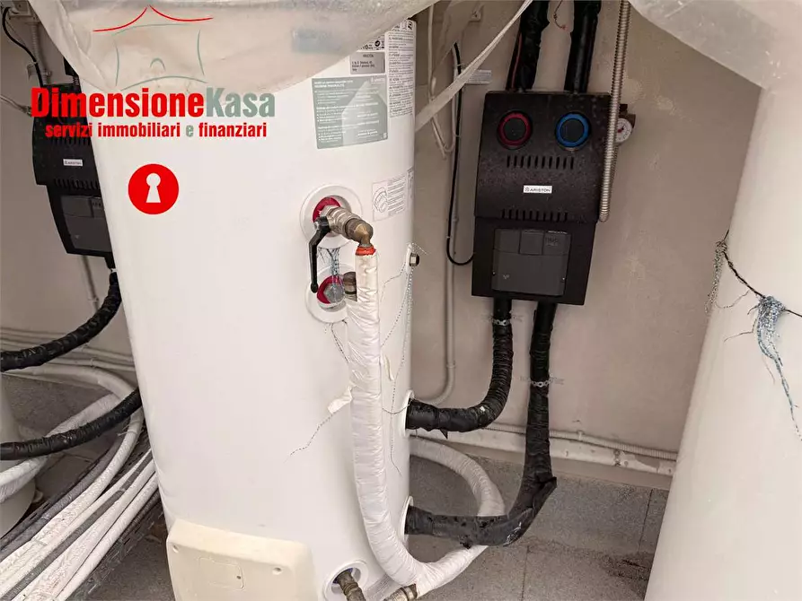 Immagine 42 di Appartamento in vendita  in via cimitile 110 a Nola