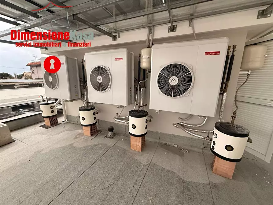 Immagine 43 di Appartamento in vendita  in via cimitile 110 a Nola