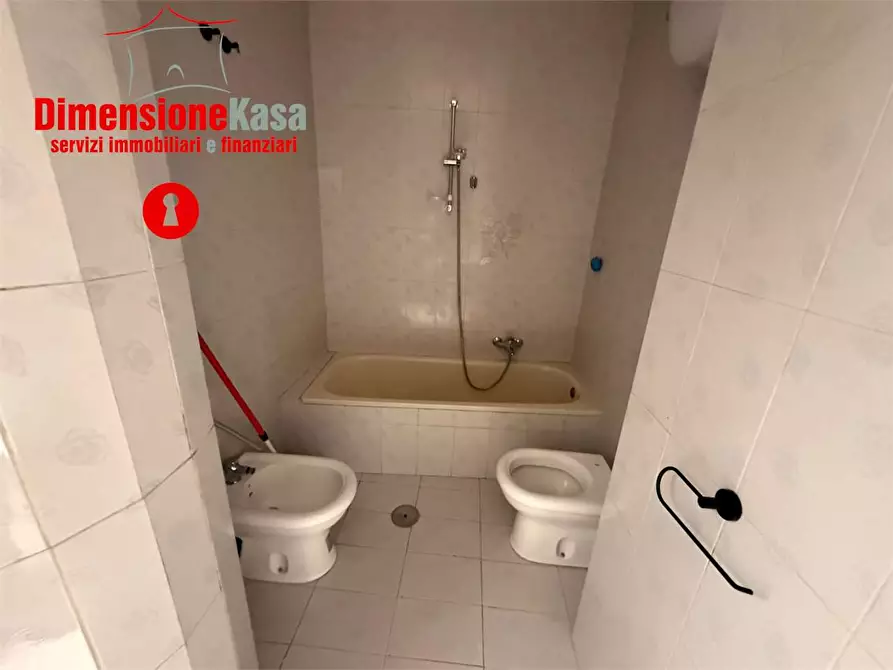 Immagine 12 di Bilocale in affitto  in via nazione delle puglie a San Vitaliano