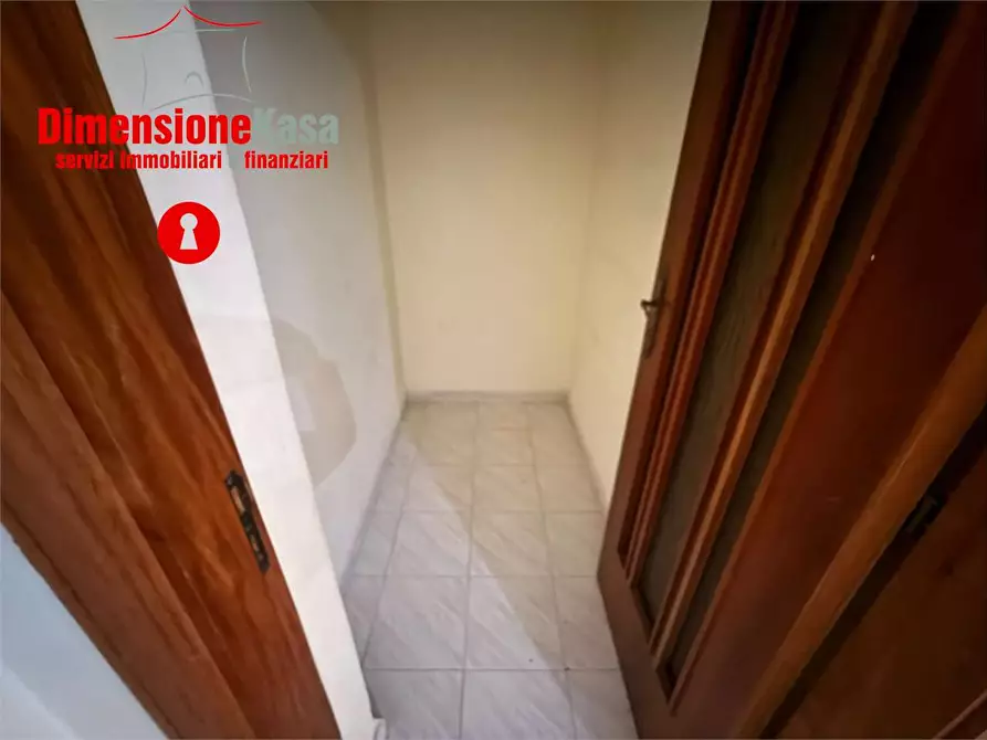 Immagine 16 di Bilocale in affitto  in via nazione delle puglie a San Vitaliano