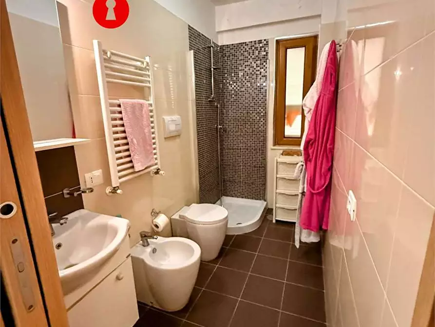 Immagine 12 di Trilocale in affitto  in via bari a Cimitile