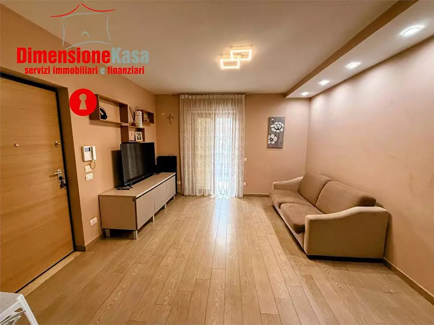 Immagine 1 di Trilocale in affitto  in via bari a Cimitile