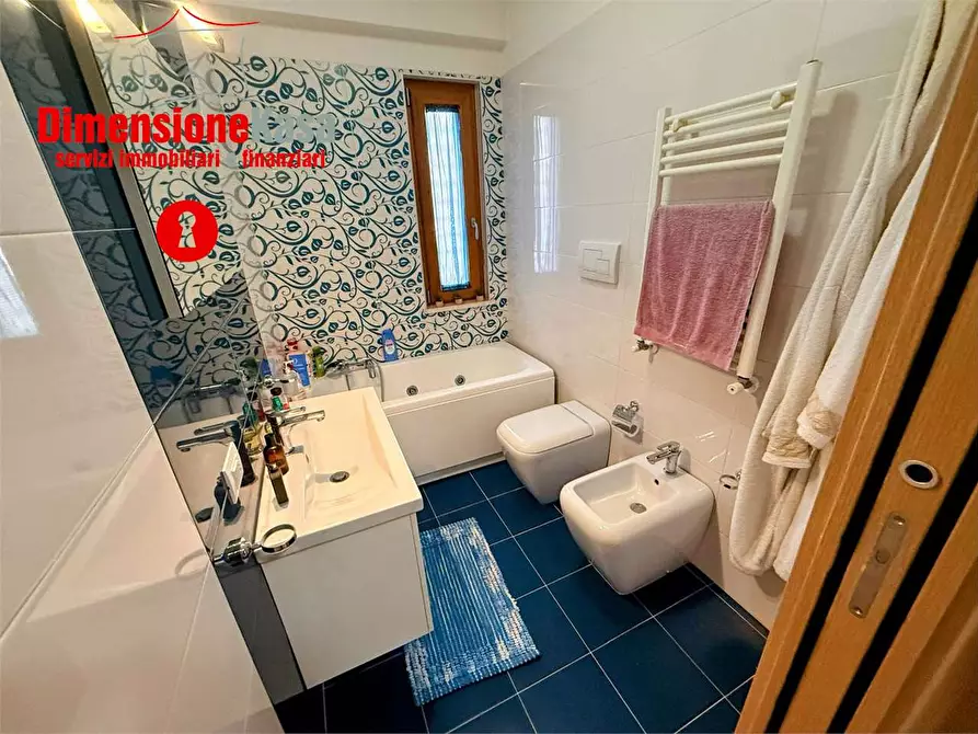 Immagine 15 di Trilocale in affitto  in via bari a Cimitile