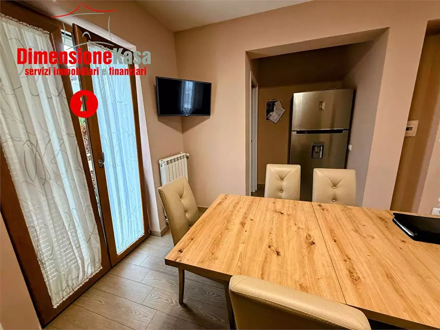 Immagine 4 di Trilocale in affitto  in via bari a Cimitile