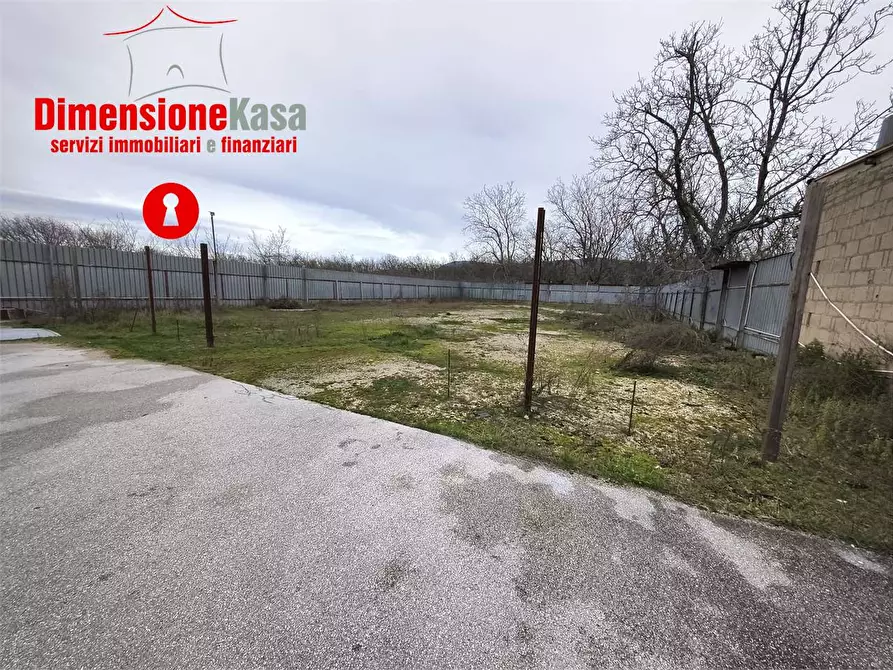 Immagine 7 di Magazzino in affitto  in Ruggero Leoncavallo a Nola