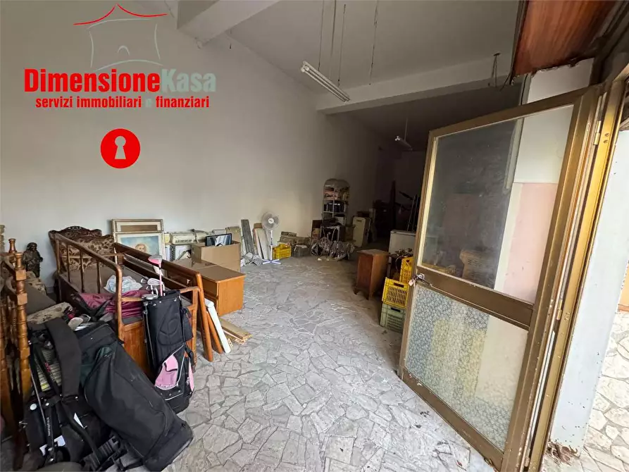 Immagine 16 di Magazzino in vendita  in via madonnella  11 a Roccarainola