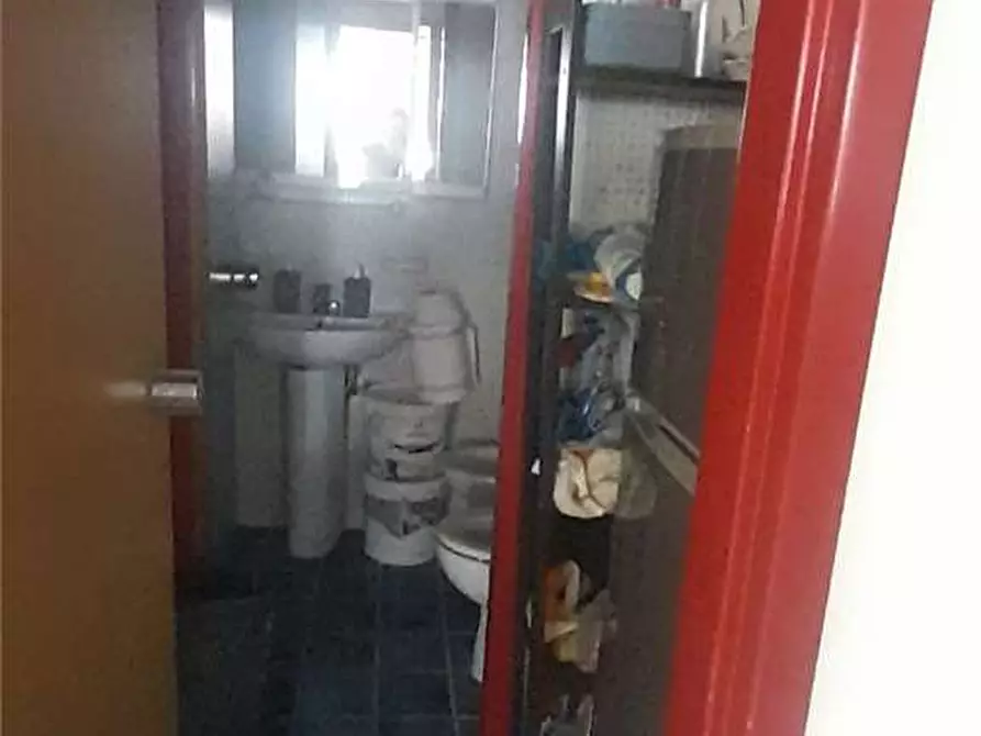 Immagine 10 di Ufficio in affitto  in cis a Nola