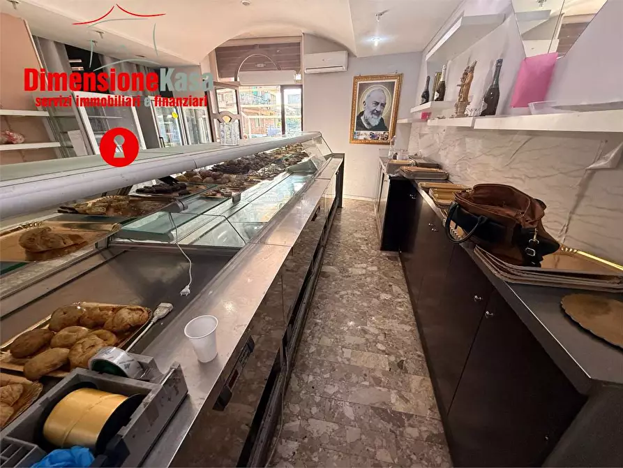 Immagine 5 di Negozio in affitto  in via circumvallazione 254 a Nola