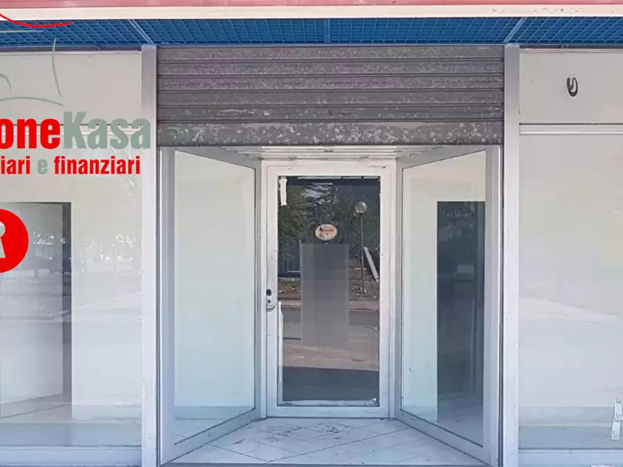 Immagine 1 di Capannone industriale in vendita  in via boscofangone  a Nola