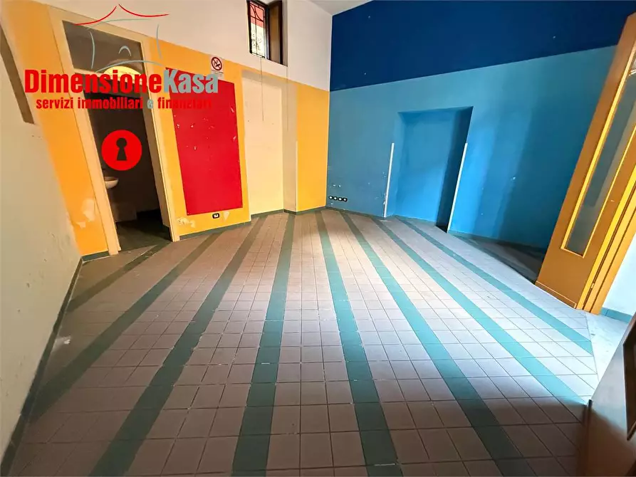 Immagine 2 di Negozio in affitto  in Piazza castel nuovo delle lanze a San Paolo Bel Sito