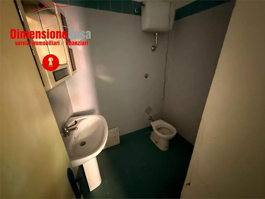 Immagine 8 di Negozio in affitto  in Piazza castel nuovo delle lanze a San Paolo Bel Sito