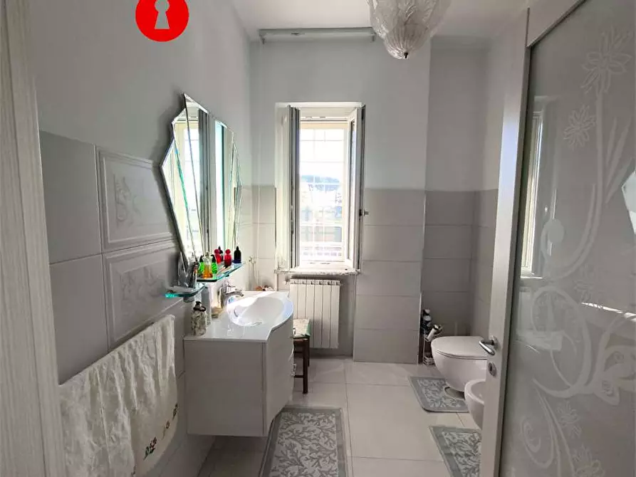 Immagine 11 di Trilocale in affitto  in  Via dei Sanniti a San Felice A Cancello