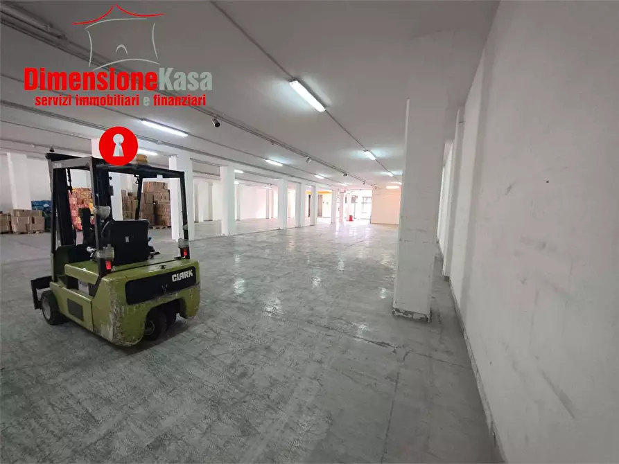 Immagine 16 di Capannone industriale in vendita  in Interporto a Nola