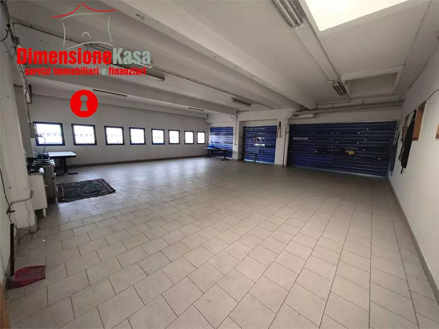 Immagine 21 di Capannone industriale in vendita  in Interporto a Nola