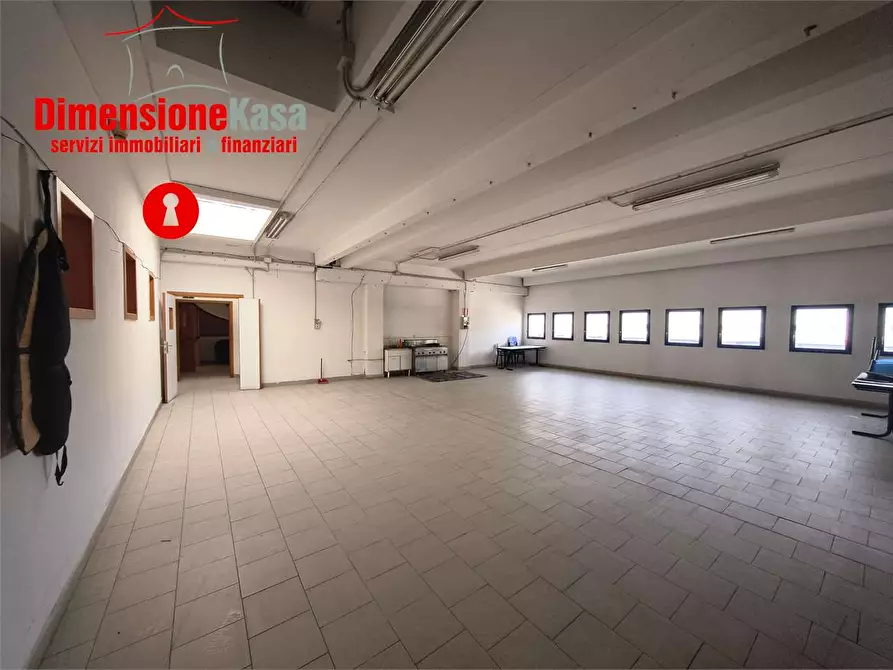 Immagine 31 di Capannone industriale in vendita  in Interporto a Nola