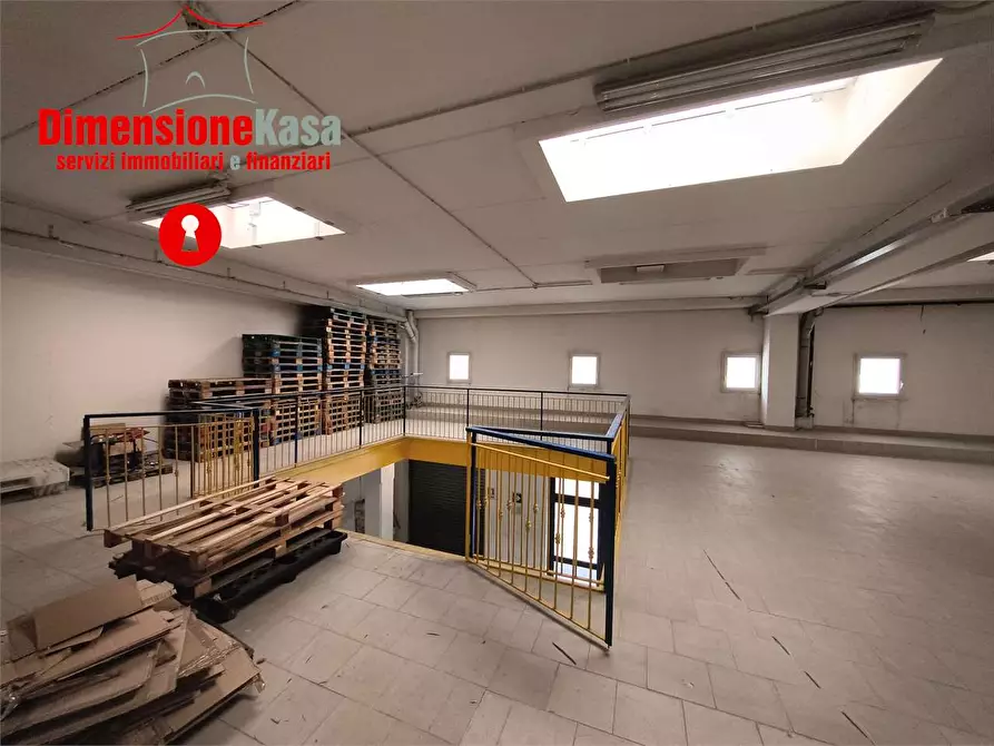 Immagine 8 di Capannone industriale in vendita  in Interporto a Nola