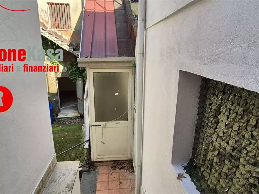 Immagine 21 di Stabile in vendita  in via delle corporazioni 2 a Nola