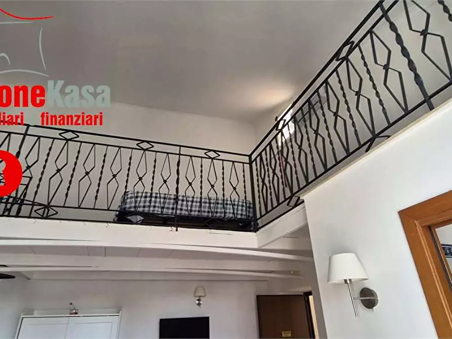 Immagine 9 di Stabile in vendita  in via delle corporazioni 2 a Nola