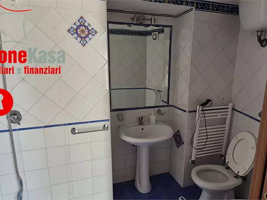 Immagine 10 di Stabile in vendita  in via delle corporazioni 2 a Nola