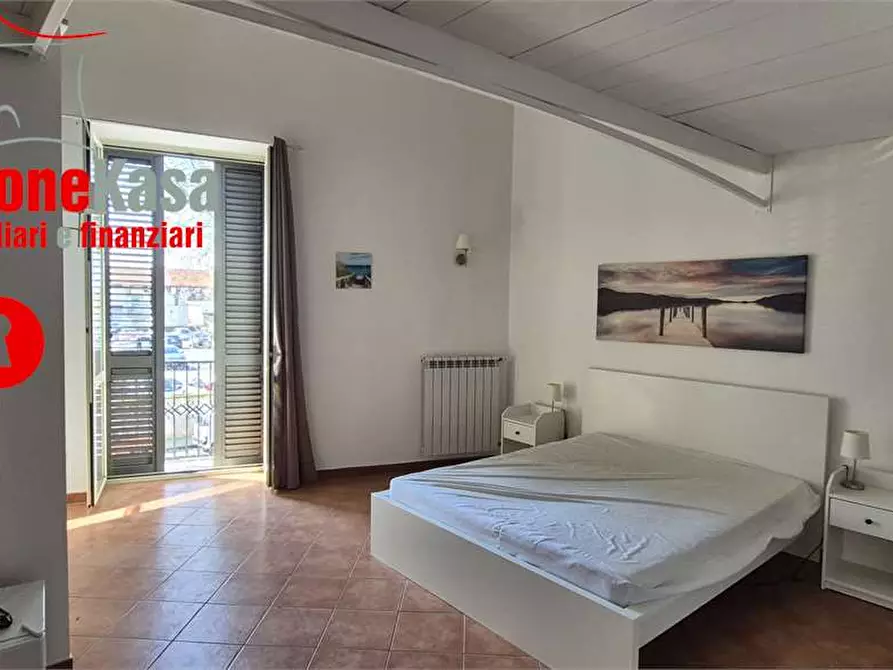 Immagine 12 di Stabile in vendita  in via delle corporazioni 2 a Nola