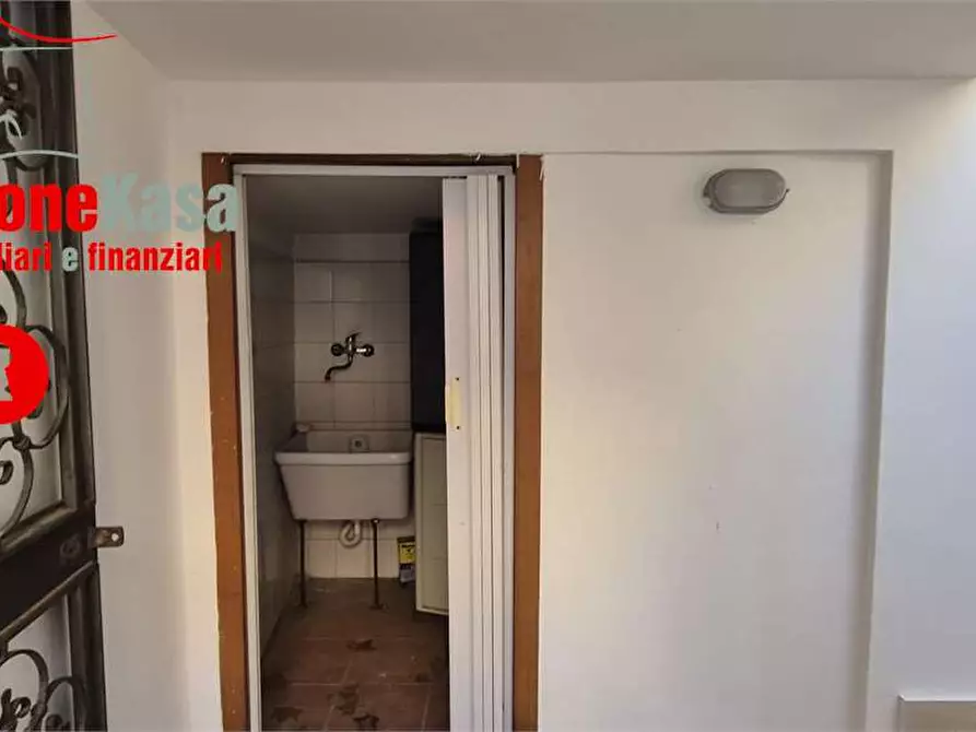 Immagine 14 di Stabile in vendita  in via delle corporazioni 2 a Nola