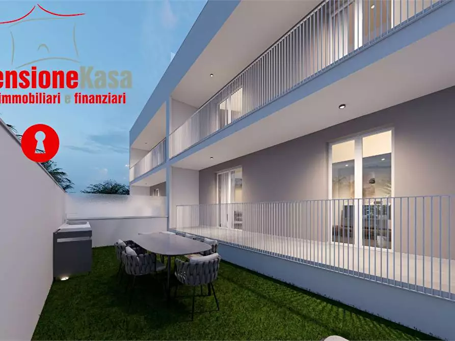 Immagine 9 di Appartamento in vendita  in via vittorio veneto a Marigliano