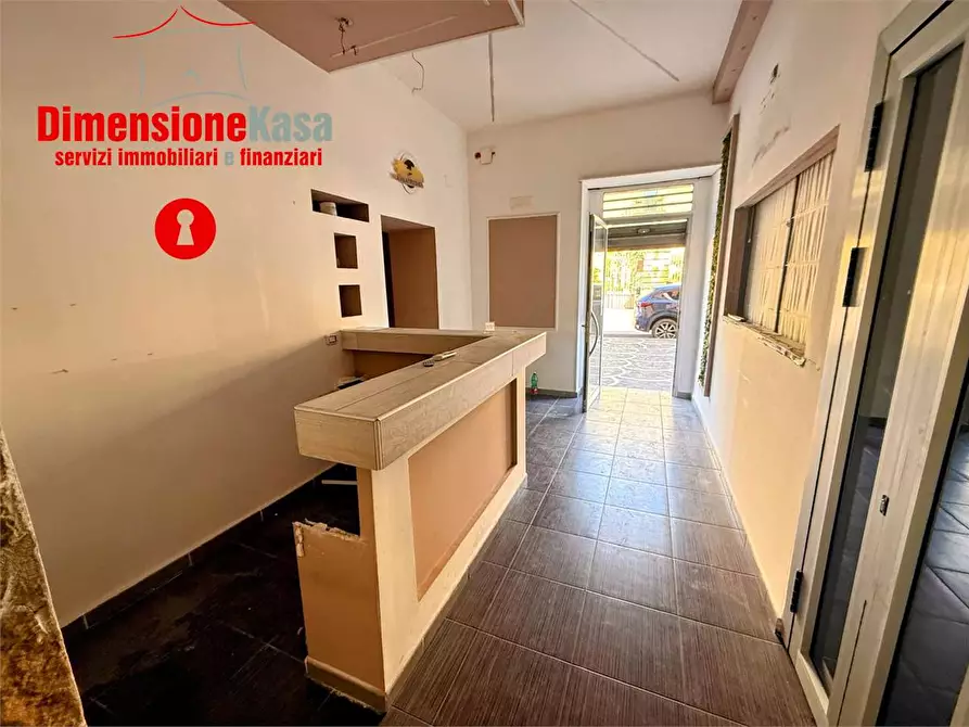 Immagine 4 di Negozio in affitto  in via nazionale delle puglie 35 a Cimitile