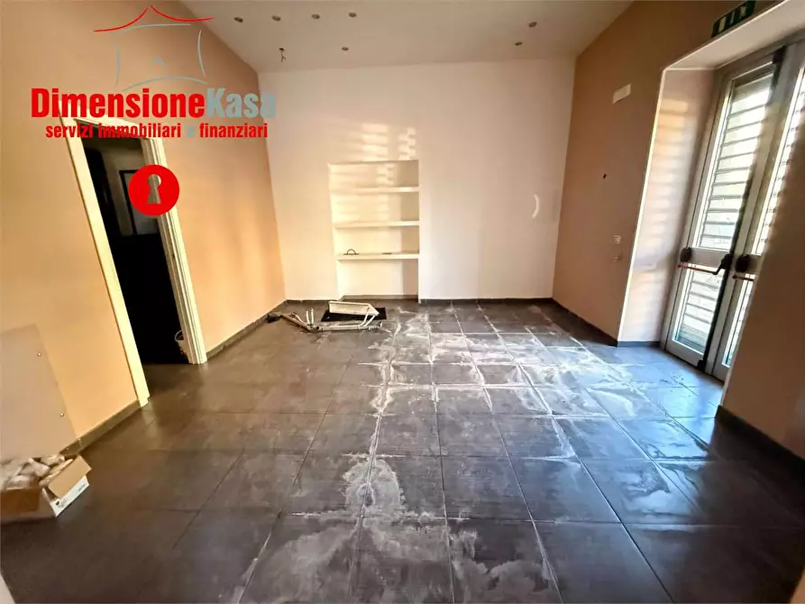 Immagine 5 di Negozio in affitto  in via nazionale delle puglie 35 a Cimitile