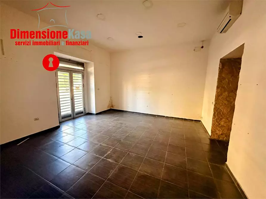 Immagine 7 di Negozio in affitto  in via nazionale delle puglie 35 a Cimitile