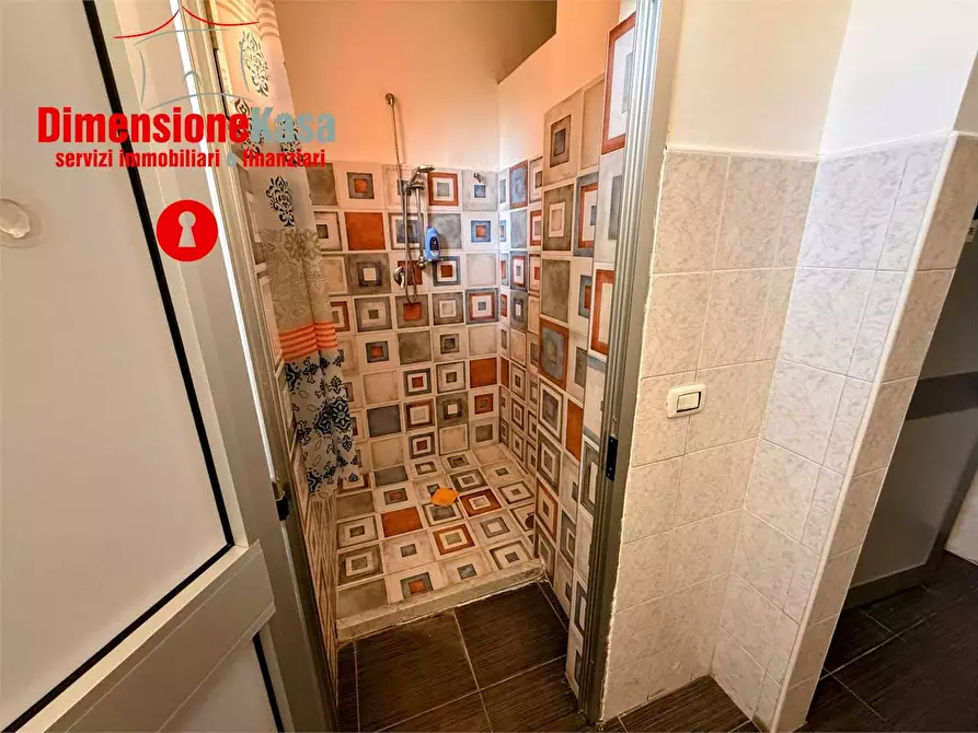 Immagine 23 di Negozio in affitto  in via nazionale delle puglie 35 a Cimitile