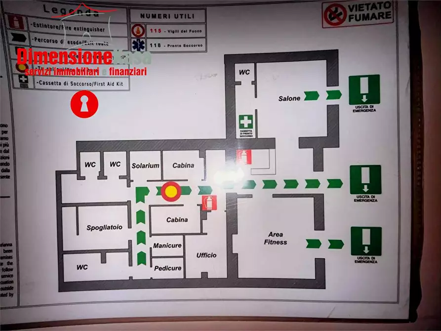 Immagine 25 di Negozio in affitto  in via nazionale delle puglie 35 a Cimitile