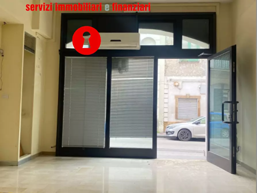 Immagine 3 di Negozio in affitto  in via nazionale delle puglie 13 a Cimitile