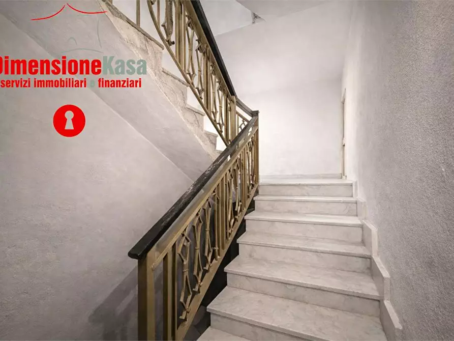 Immagine 20 di Trilocale in vendita  in via parini 3 a Cimitile