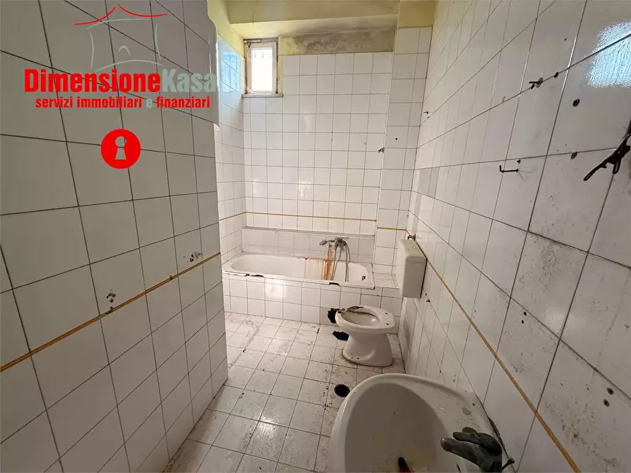 Immagine 10 di Porzione di casa in vendita  in corso umberto I a Cimitile