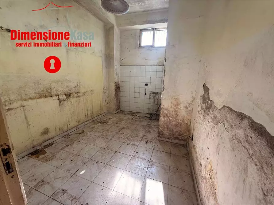 Immagine 11 di Porzione di casa in vendita  in corso umberto I a Cimitile