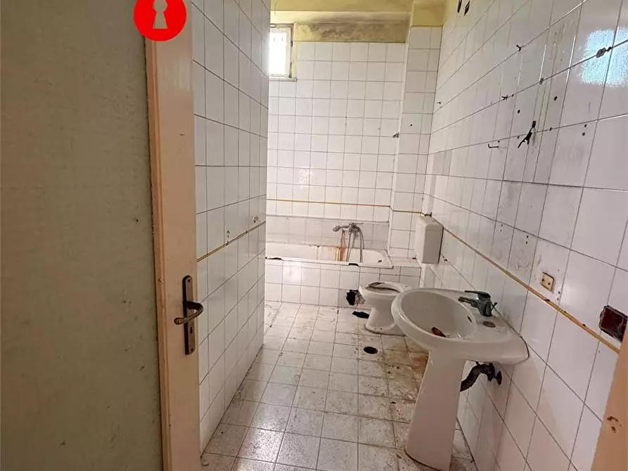 Immagine 13 di Porzione di casa in vendita  in corso umberto I a Cimitile