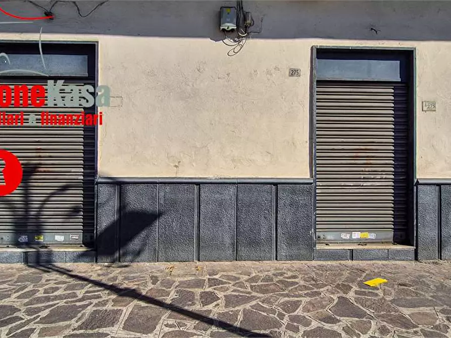Immagine 1 di Negozio in affitto  in Corso Campano  273 a Qualiano