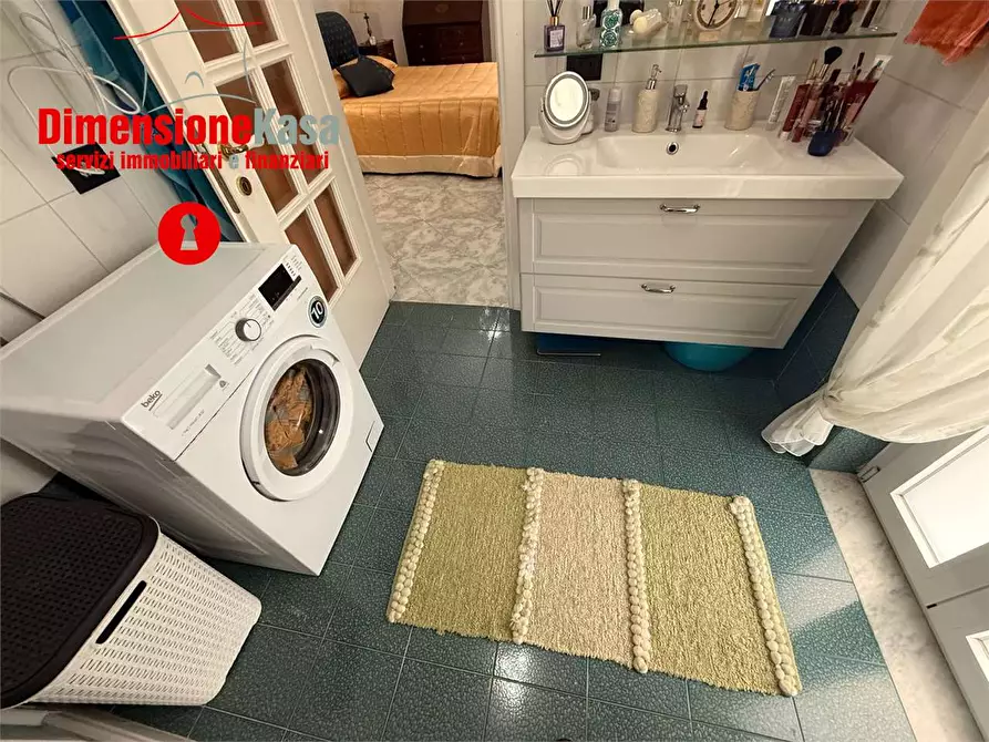 Immagine 21 di Appartamento in vendita  in via a. boccio 10 a Nola
